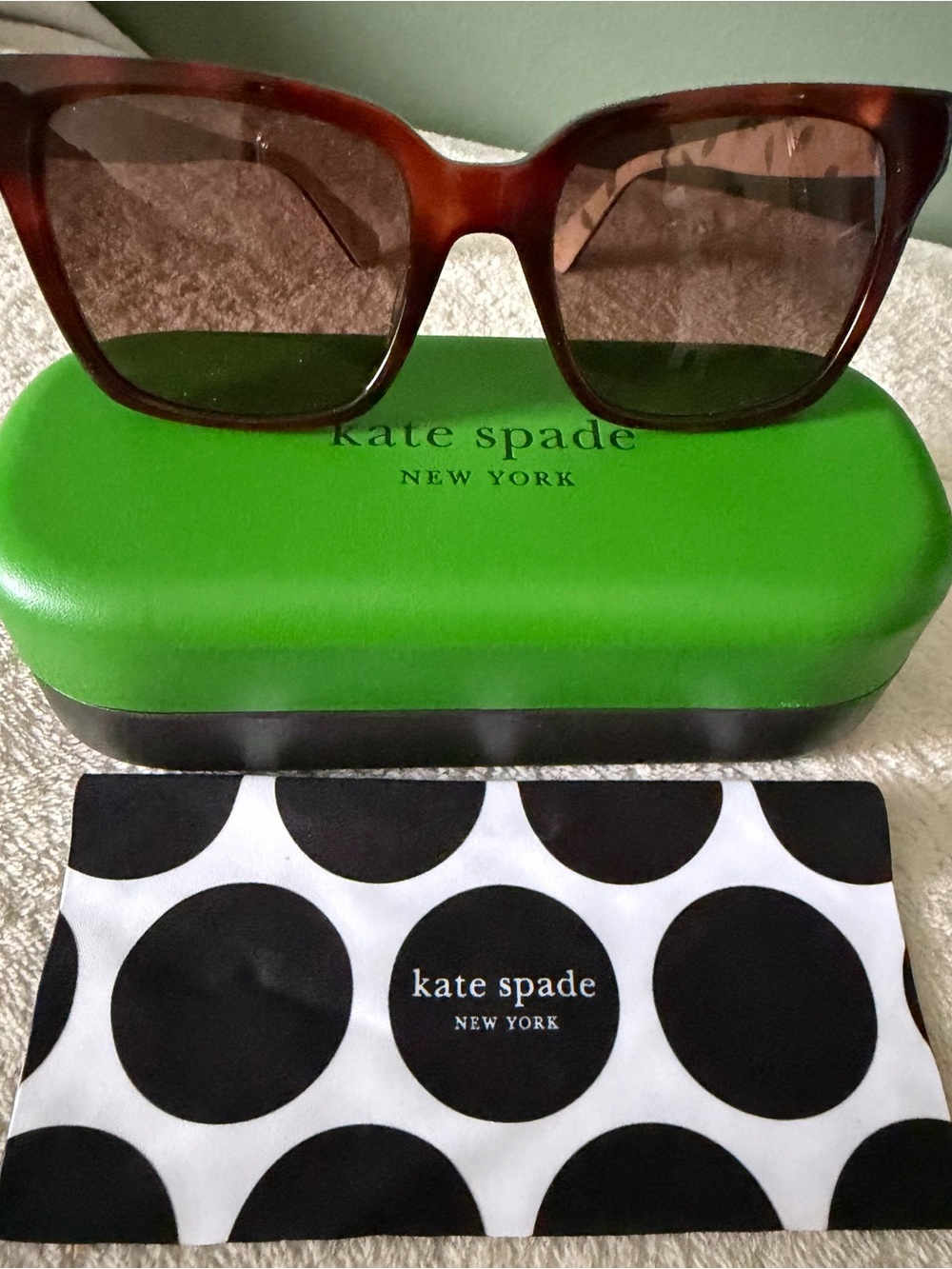 Kate Spade HARLOW Lemon Print Sunglass Arms